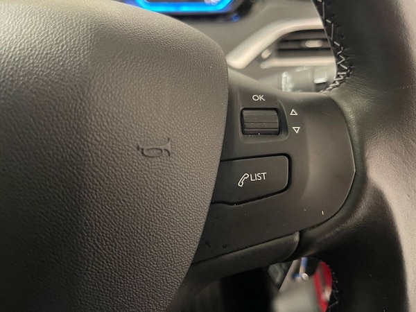 Used Peugeot 2008 2018 for sale - 76323538: Photo 26