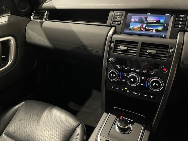 Used Land Rover Discovery Sport 2019 for sale - 76323117: Photo 17