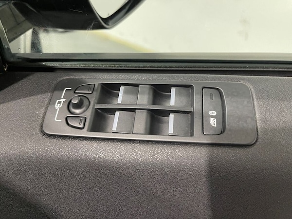 Used Land Rover Discovery Sport 2019 for sale - 76323117: Photo 19