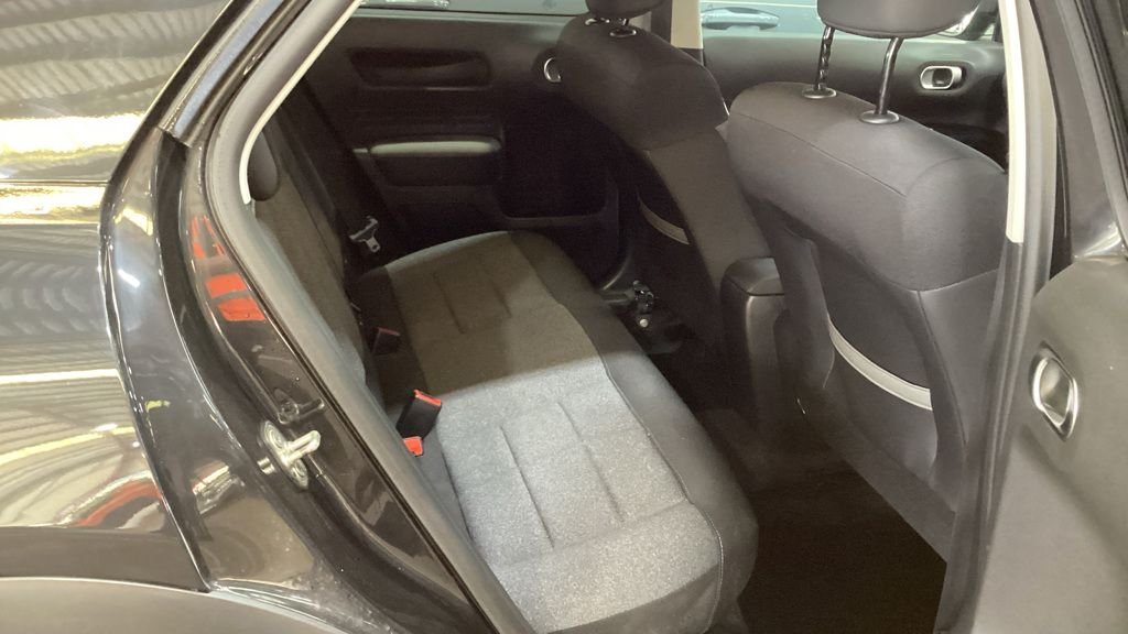 Used Citroen C4 Cactus 2020 for sale - 76610262: Photo 8