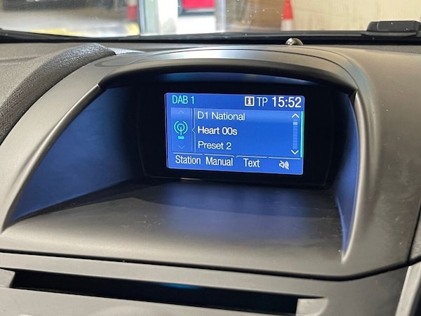 Used Ford Fiesta 2016 for sale - 76223724: Photo 11