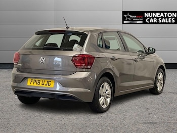 Used Volkswagen Polo 2018 for sale - 76883256: Photo