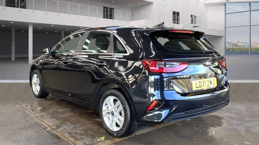 Used Kia Ceed 2021 for sale - 76725094: Photo 3