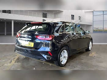 Used Kia Ceed 2021 for sale - 76725094: Photo