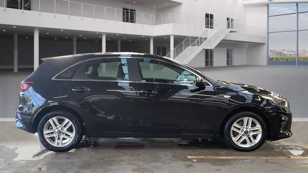 Used Kia Ceed 2021 for sale - 76725094: Photo 5