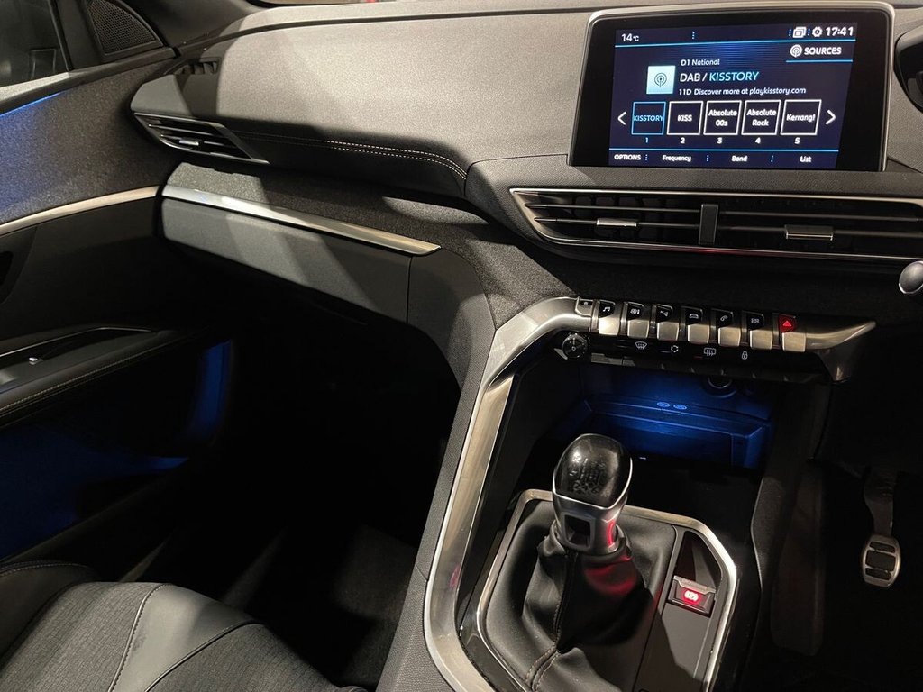 Used Peugeot 3008 2018 for sale - 76509715: Photo 16