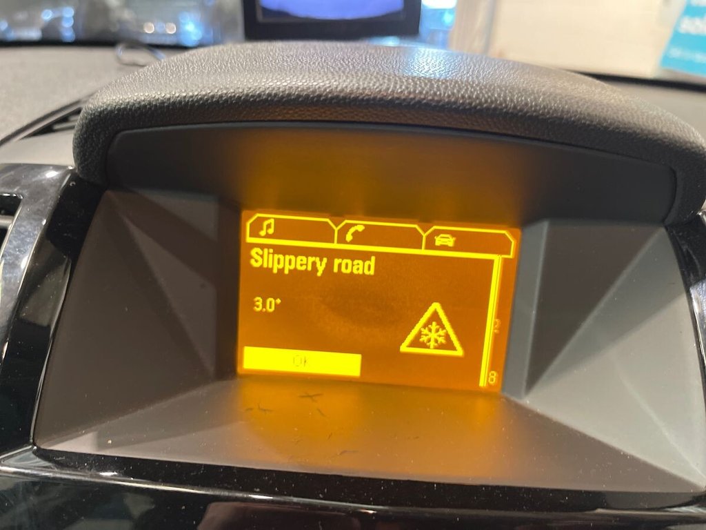 Used Vauxhall Zafira 2011 for sale - 76888613: Photo 22