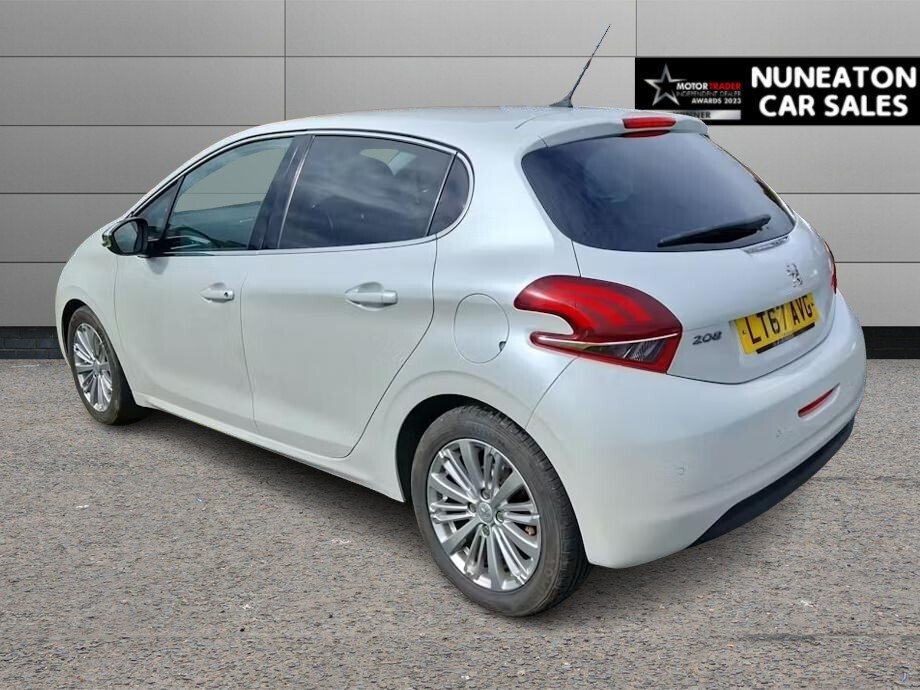 Used Peugeot 208 2017 for sale - 77937121: Photo 3