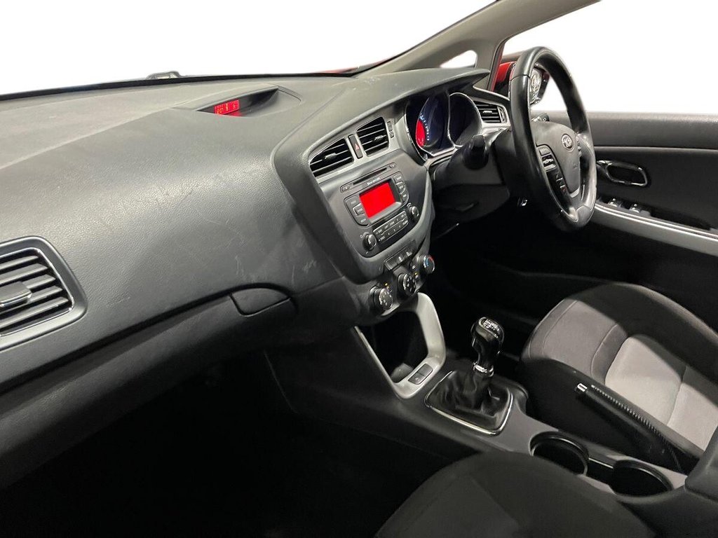 Used Kia Ceed 2014 for sale - 77333044: Photo 14