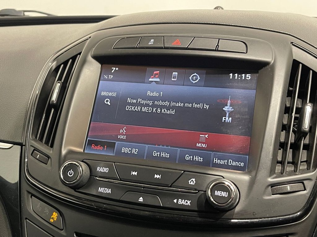 Used Vauxhall Insignia 2015 for sale - 76698532: Photo 11