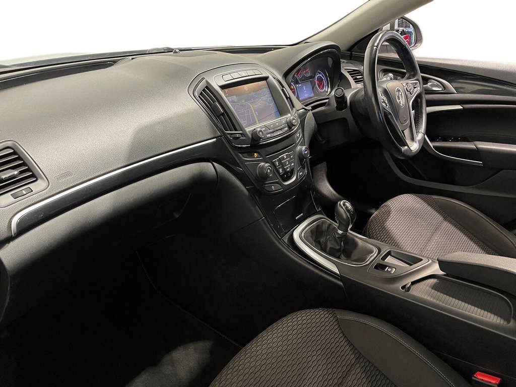 Used Vauxhall Insignia 2015 for sale - 76698532: Photo 13