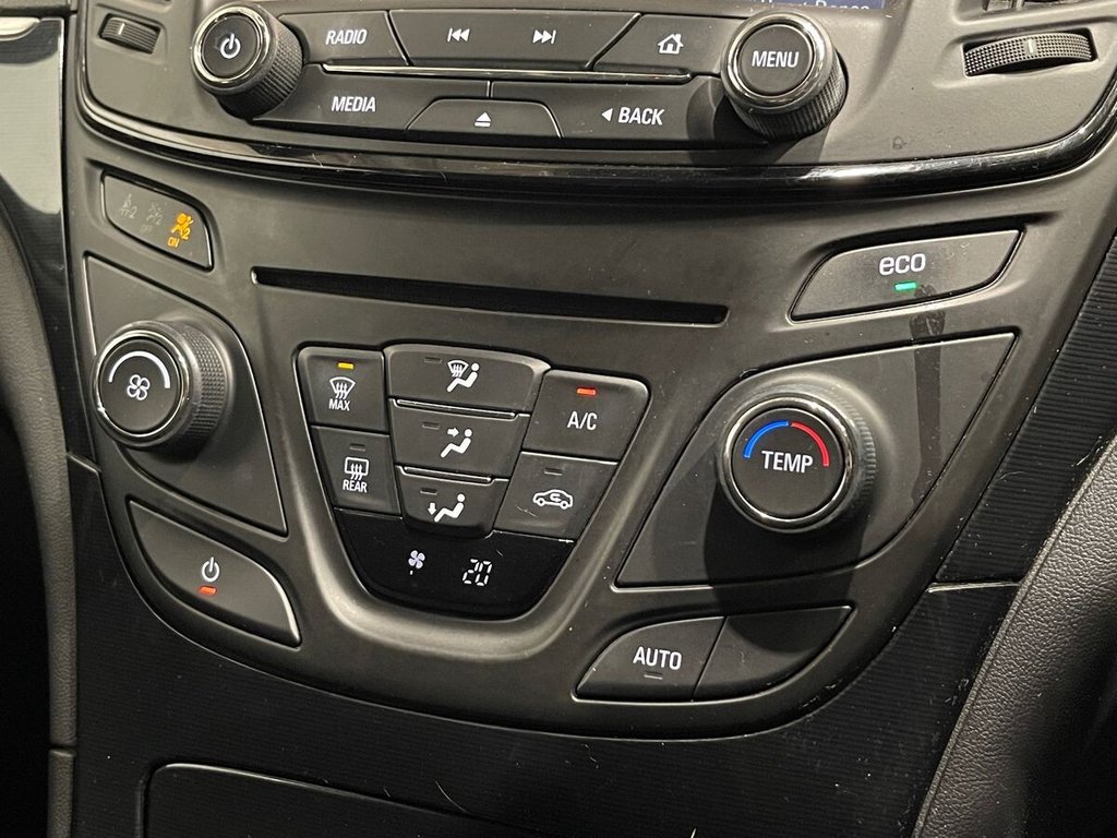 Used Vauxhall Insignia 2015 for sale - 76698532: Photo 15