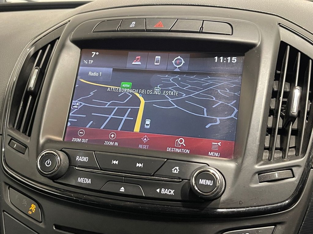 Used Vauxhall Insignia 2015 for sale - 76698532: Photo 17