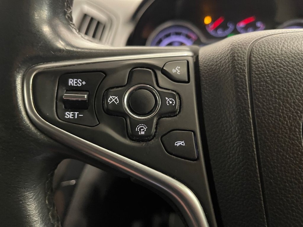 Used Vauxhall Insignia 2015 for sale - 76698532: Photo 19