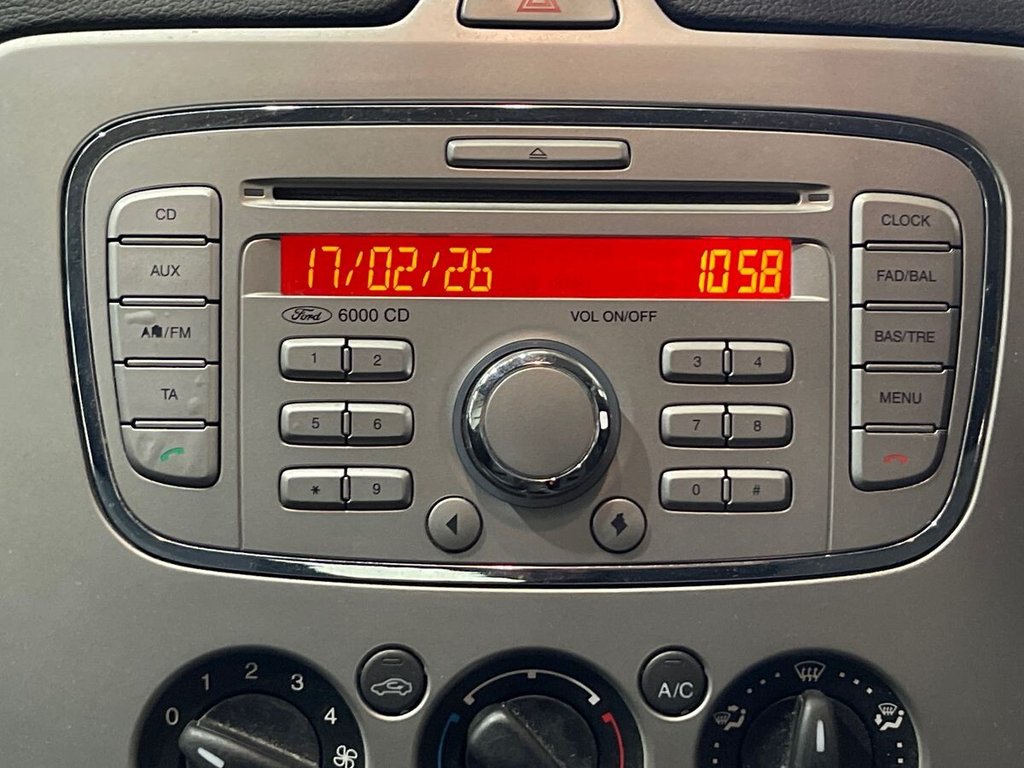 Used Ford Focus 2009 for sale - 77620997: Photo 11