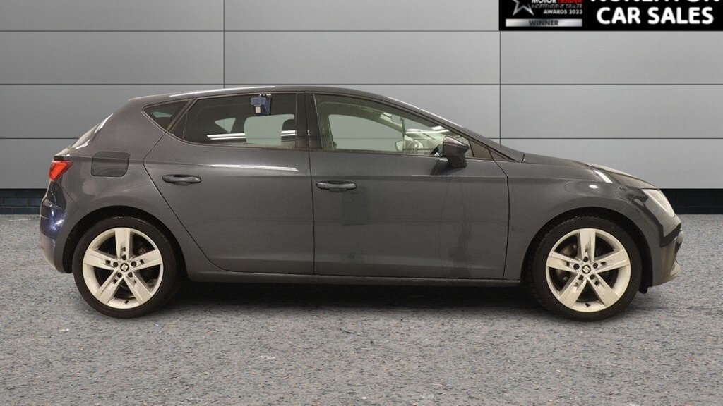 Used SEAT Leon 2019 for sale - 77920043: Photo 2