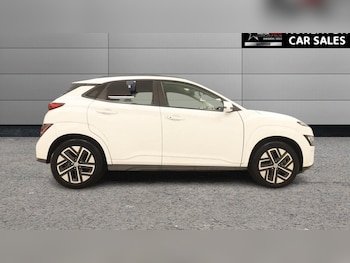 Used Hyundai KONA 2023 for sale - 77621707: Photo
