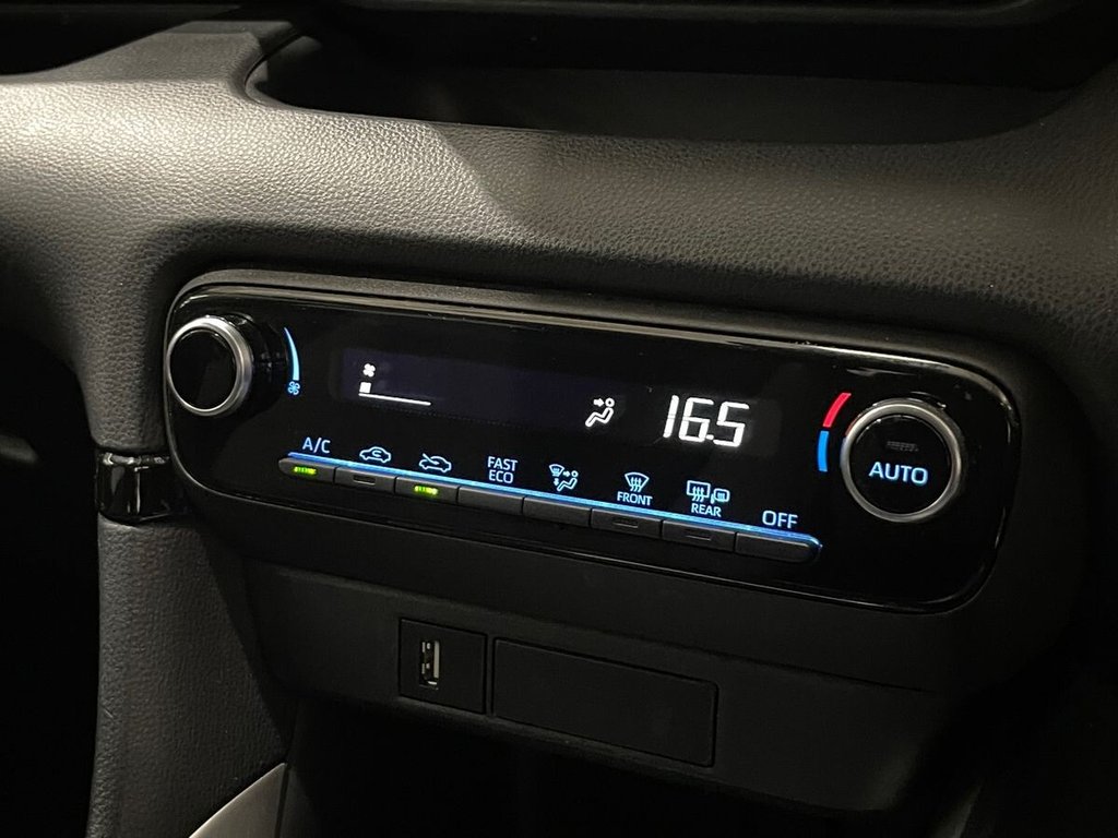 Used Toyota Yaris 2022 for sale - 77056327: Photo 17