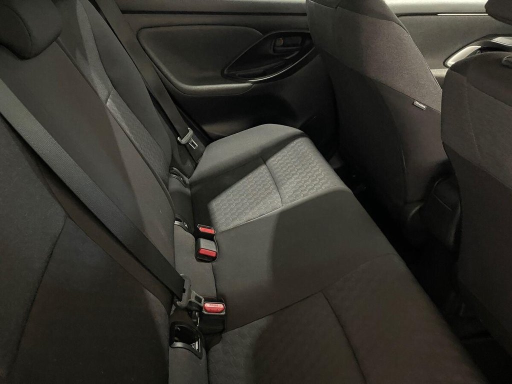 Used Toyota Yaris 2022 for sale - 77056327: Photo 26