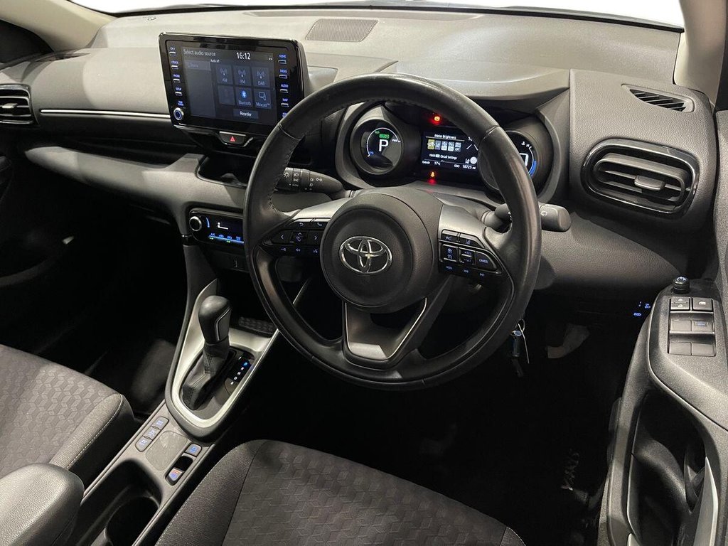 Used Toyota Yaris 2022 for sale - 77056327: Photo 9