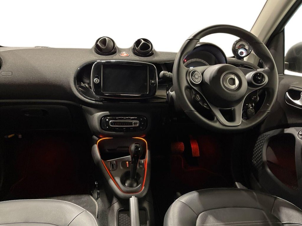 Used smart fortwo 2021 for sale - 76559098: Photo 10