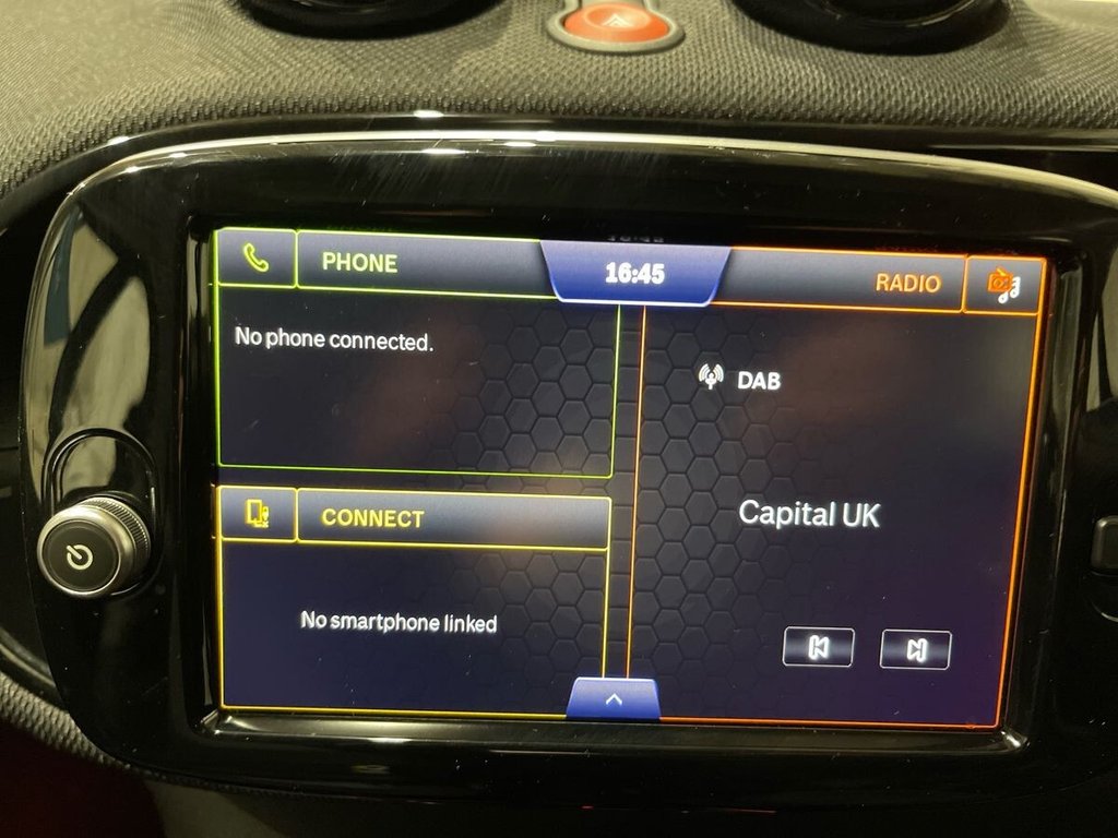 Used smart fortwo 2021 for sale - 76559098: Photo 21