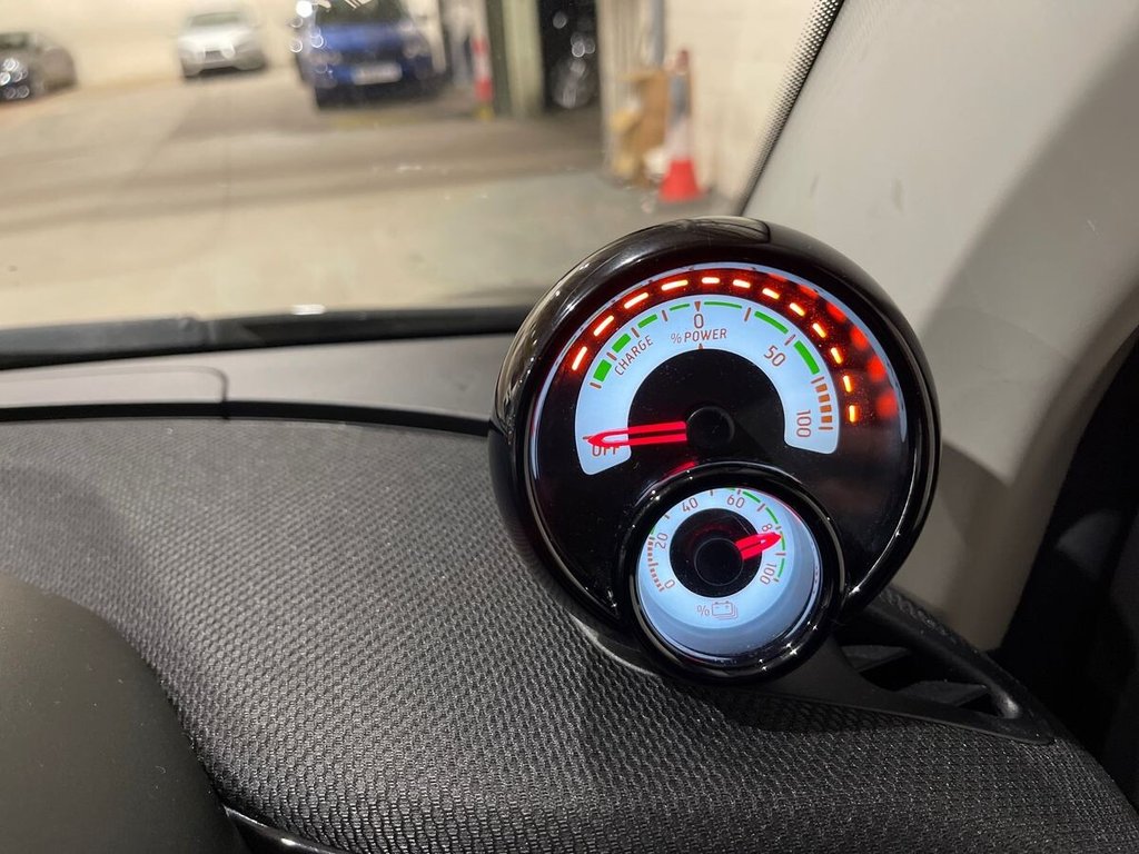 Used smart fortwo 2021 for sale - 76559098: Photo 31