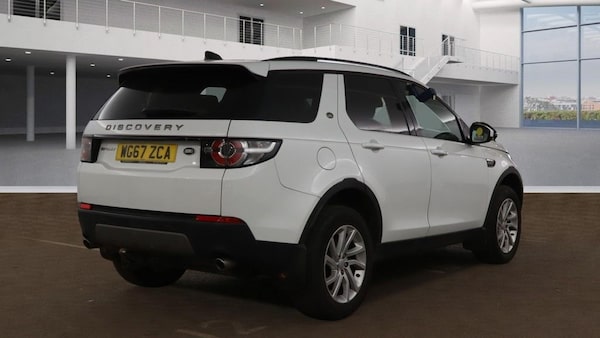 Used Land Rover Discovery Sport 2017 for sale - 76203358: Photo 4