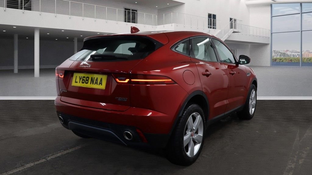 Used Jaguar E-Pace 2019 for sale - 77027425: Photo 4