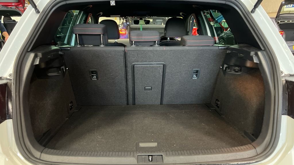 Used Volkswagen Golf 2018 for sale - 76559264: Photo 7