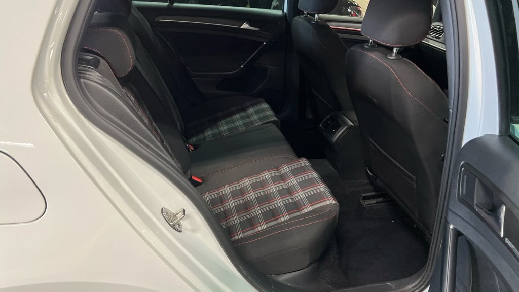 Used Volkswagen Golf 2018 for sale - 76559264: Photo 8