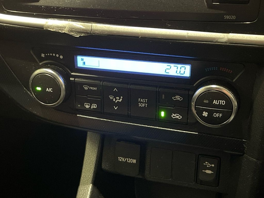 Used Toyota Auris 2013 for sale - 78044208: Photo 17