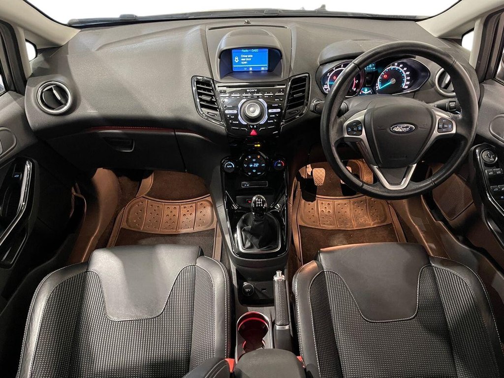 Used Ford Fiesta 2017 for sale - 76132231: Photo 10