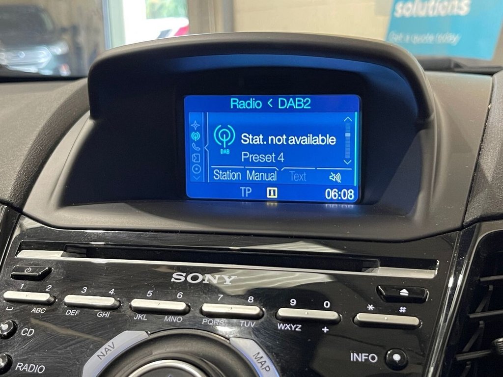 Used Ford Fiesta 2017 for sale - 76132231: Photo 11