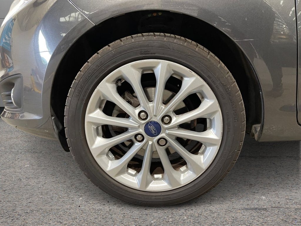 Used Ford Fiesta 2017 for sale - 76132231: Photo 12