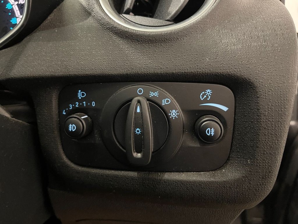 Used Ford Fiesta 2017 for sale - 76132231: Photo 32