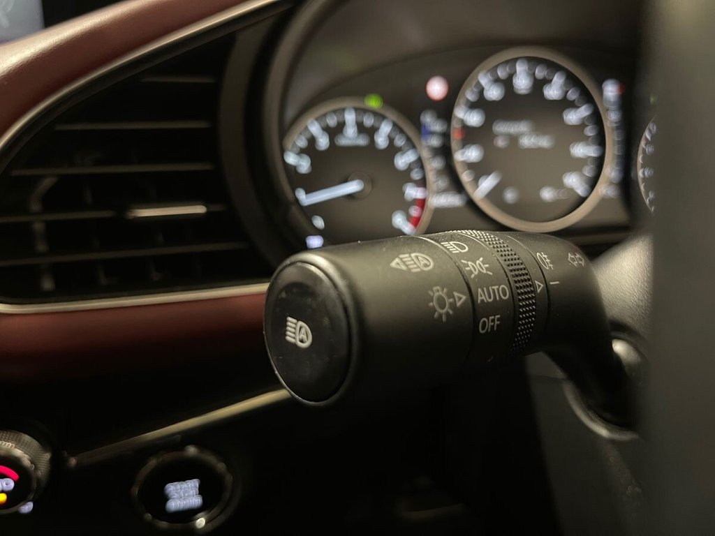 Used Mazda Mazda3 2019 for sale - 76203403: Photo 31