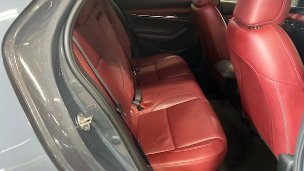 Used Mazda Mazda3 2019 for sale - 76203403: Photo 8