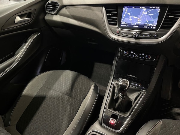 Used Vauxhall Grandland X 2018 for sale - 76333420: Photo 14