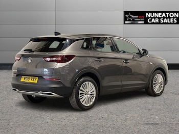 Used Vauxhall Grandland X 2018 for sale - 76333420: Photo 3