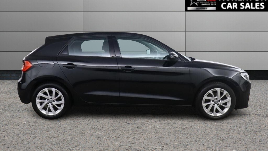 Used Audi A1 2019 for sale - 77966907: Photo 2