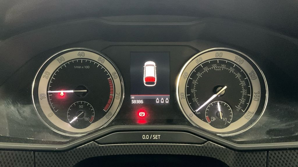 Used Skoda Superb 2018 for sale - 76900567: Photo 10