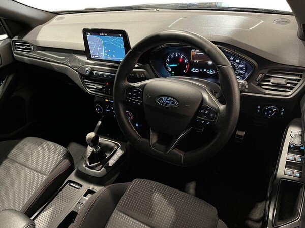 Used Ford Focus 2019 for sale - 76202981: Photo 9