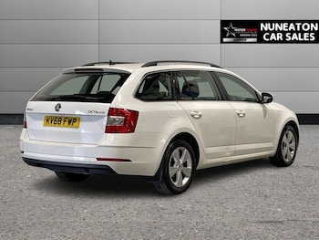 Used Skoda Octavia 2018 for sale - 75573293: Photo