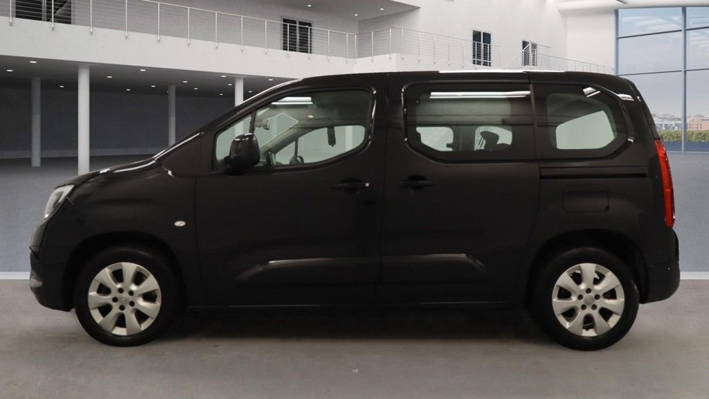 Used Vauxhall Combo Life 2020 for sale - 76406967: Photo 6