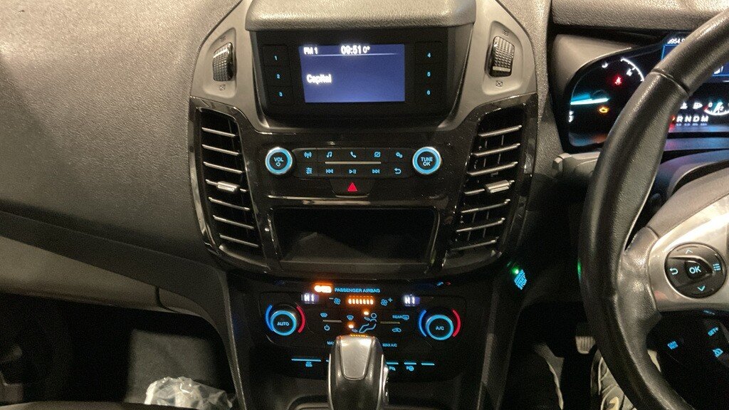 Used Ford Grand Tourneo Connect 2019 for sale - 77841364: Photo 17