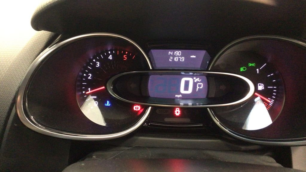 Used Renault Clio 2018 for sale - 77072787: Photo 10