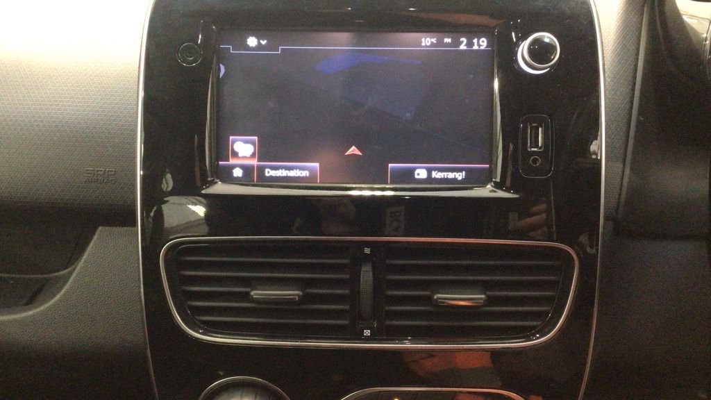 Used Renault Clio 2018 for sale - 77072787: Photo 11