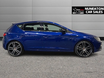 Used SEAT Leon 2019 for sale - 75715900: Photo