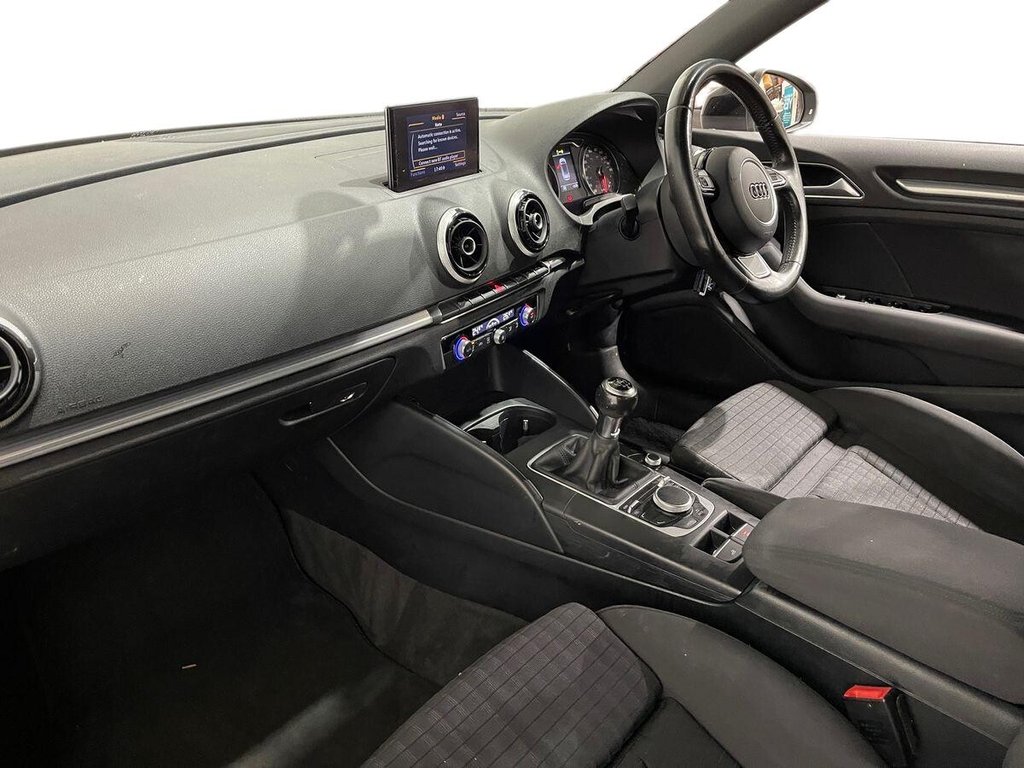 Used Audi A3 Cabriolet 2014 for sale - 76698239: Photo 13